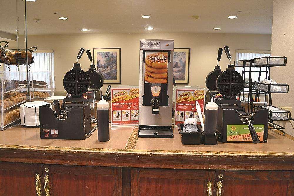 Days Inn By Wyndham Pleasant Prairie Kenosha Facilities photo